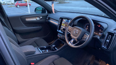 Volvo XC40 2.0 B3P Plus Dark 5dr Auto Petrol Estate